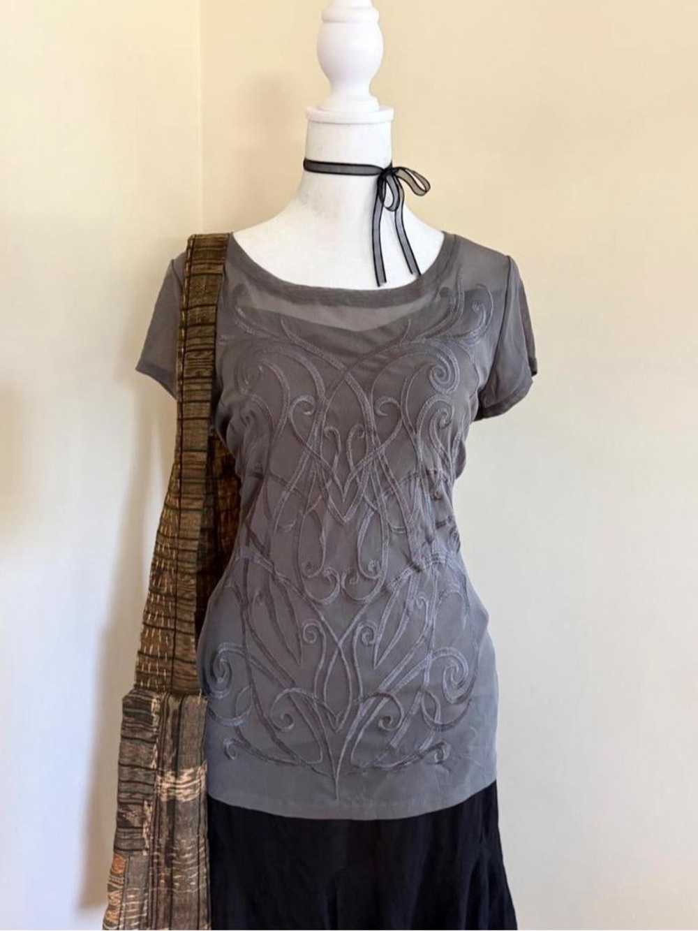 Vintage Y2K micro mesh embroidered tattoo swirl sheer gray top European grunge S